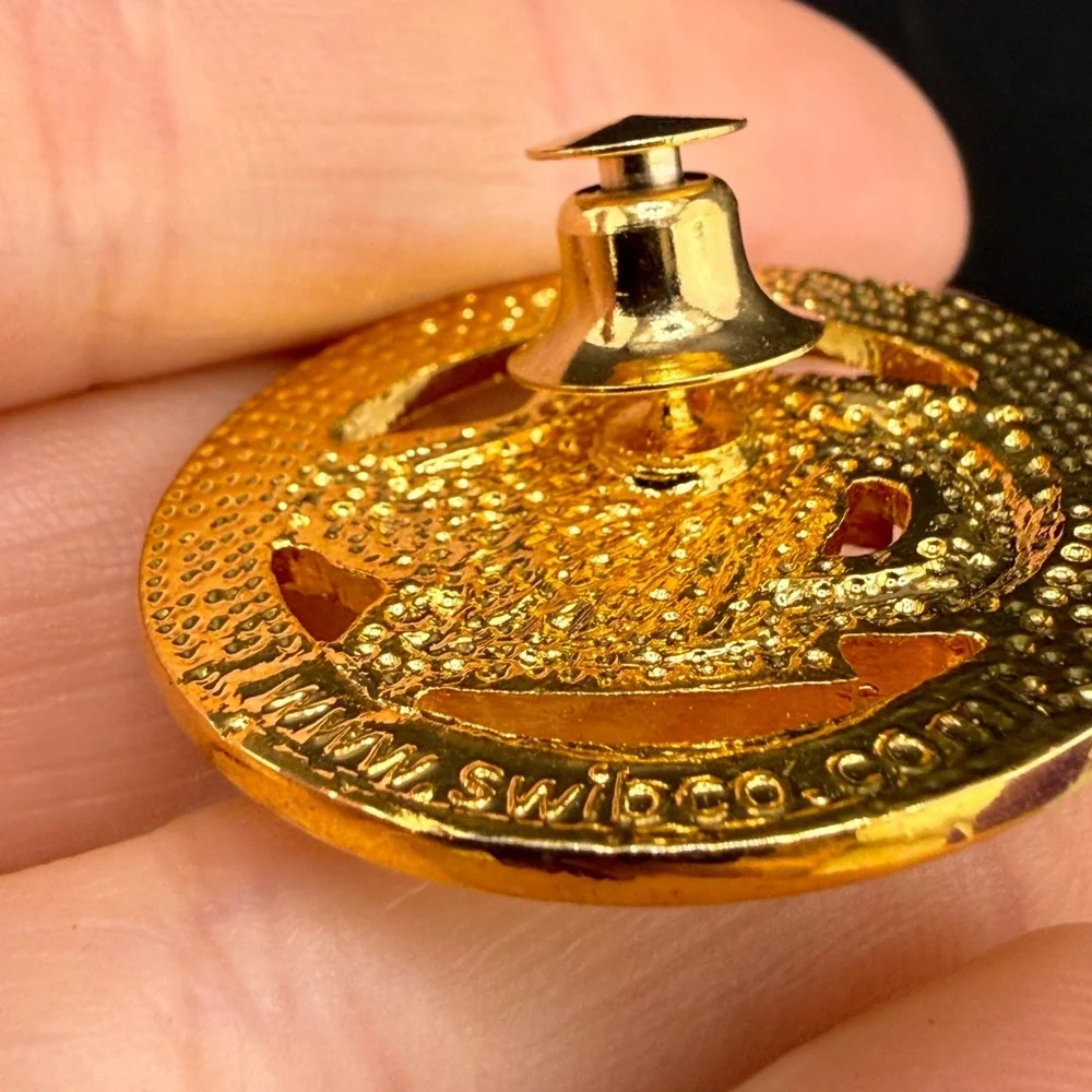 Vintage Hunting Brooch Gold Tone SCI-XXXII Honoring Our Hunting Heritage